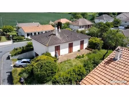 maison  civray 86400