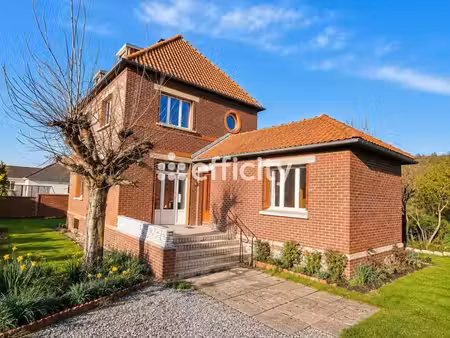 maison 7 pièces 157 m²