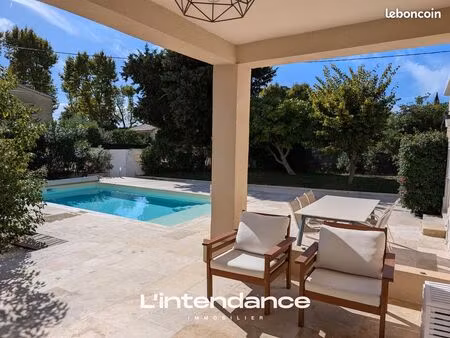 maison 7 pièces 165 m²