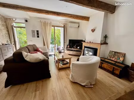 maison en pierre t3 avec jardin