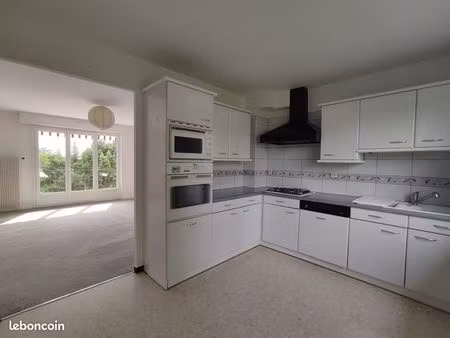 appartement 3 pièces 83 m²