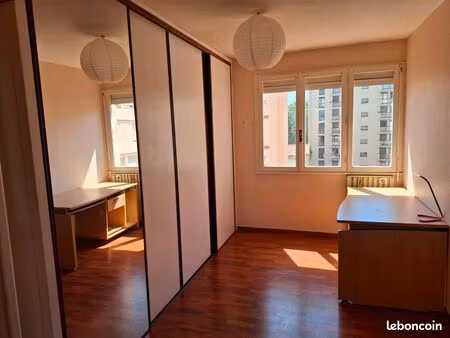 appartement f5 centre-ville perpignan dans résidence sécurisée  face à la têt