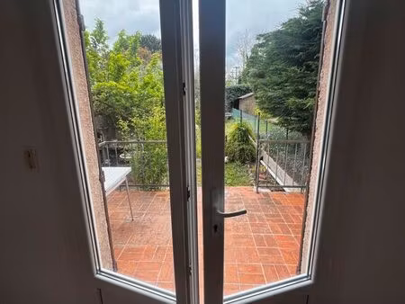 studio rénové 20m² avec terrasse