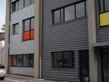 bureaux 87 m2 pringy promery