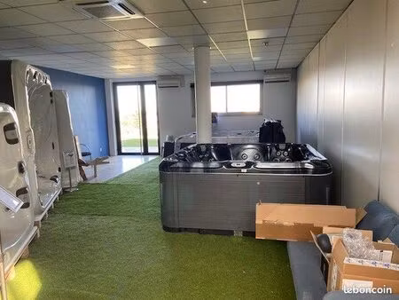 bureaux 78 m²