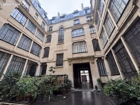 bureau 173 m²