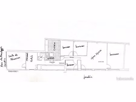 bureaux 121 m²