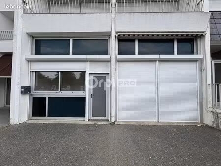 bureau 38 m²