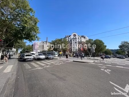 librairie/papeterie 54 m²