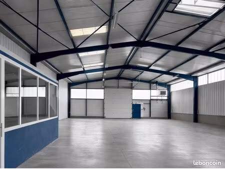 entrepot indépendant 1100m² - saint étienne