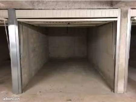 garage box fermé