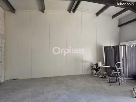 local commercial 75 m²