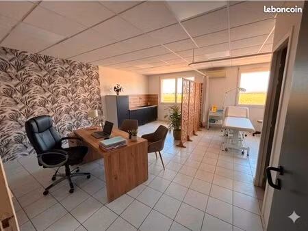 salle à louer 33 m2