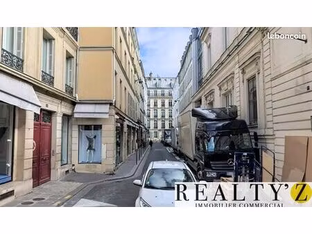 local commercial 290 m²