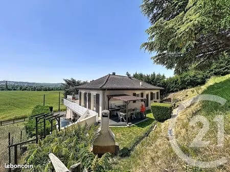 maison 8 pièces 185 m²