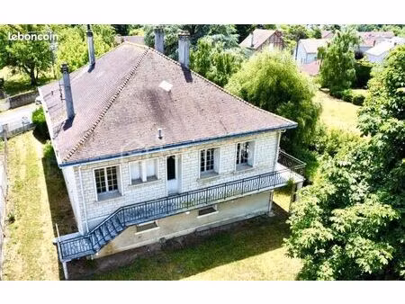 maison 11 pièces 168 m²