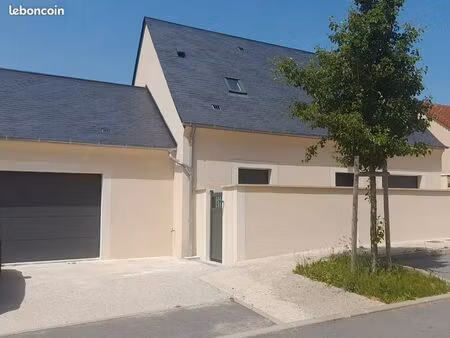 maison neuve f4 + garage
