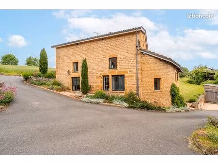 maison 5 pièces 225 m²
