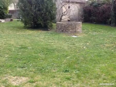 terrain constructible 700m²