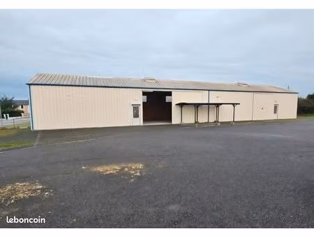 bâtiment 300m3