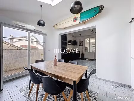maison 5 pièces 110 m²