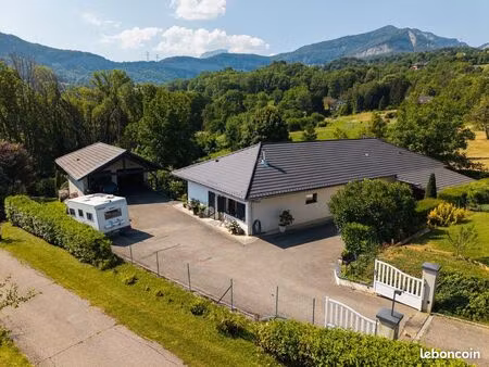 plain-pied 200m2+ t2 indépendant: 60m2