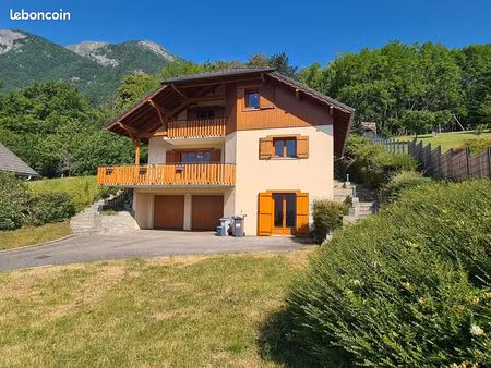villa 6 pièces 154 m²