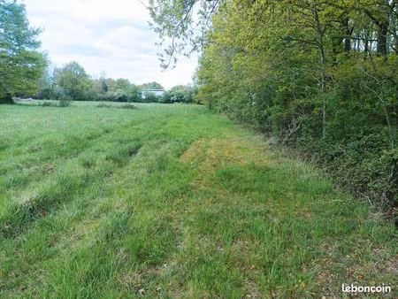 vend terrain loisir
