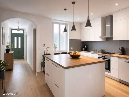 appartement de charme rénové - rdc vouté