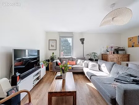 appartement t4 avec terrasse