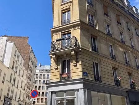 cession de bail commercial - showroom d'angle - paris 18 village ramey