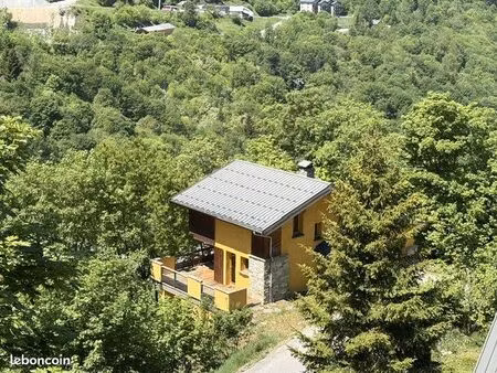 chalet 4 pièces 81 m²
