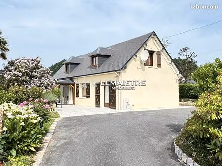 propriété 6 pièces 145 m²