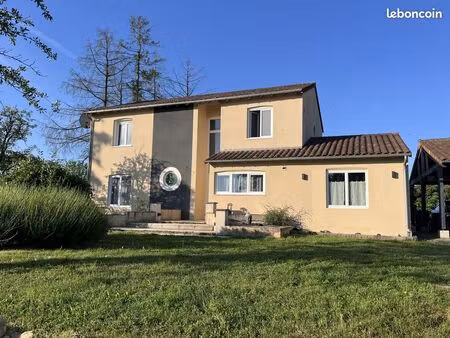 maison 5 pièces 170 m²