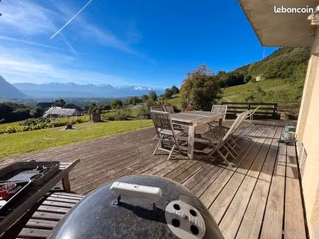 grande maison avec vue sur les bauges et belledonne