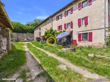 maison 7 pièces 189 m²