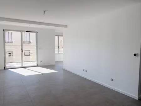 appartement t3 avec terrasse