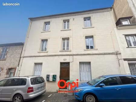 immeuble 3 pièces 92 m²