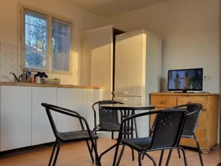 ◊ [à vendre] rez-de-jardin meublé avec parking – idéal investisseur ou pied-à-terre