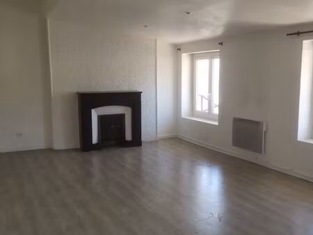 grand appartement 3 chambres en centre ville