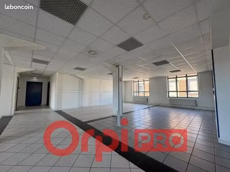 bureaux 270 m²