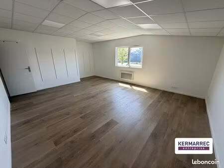 bureaux 60 m² séné