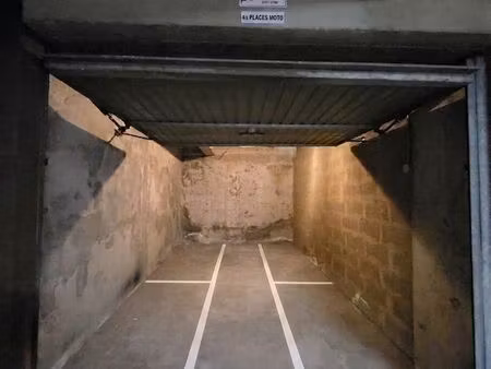 place parking box fermé lyon 3 / villeurbanne / lyon 6