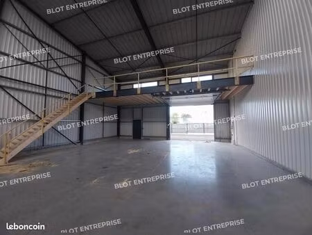 local d'activité 230 m²