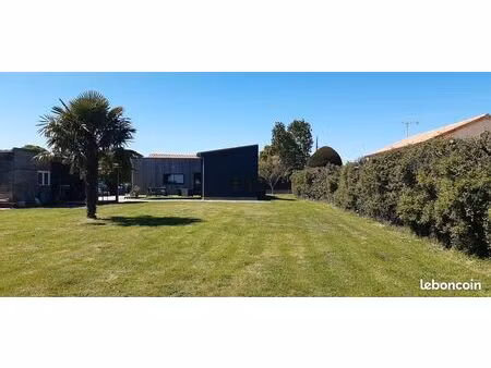 maison rénovée 131 m² - grand terrain 2450m² - calme absolu