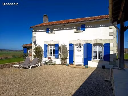 ferme 200 m² verrue