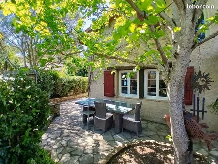 maison avec piscine et pool house – florentin