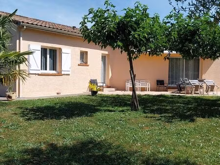 maison . 4 pièces . 111 m²