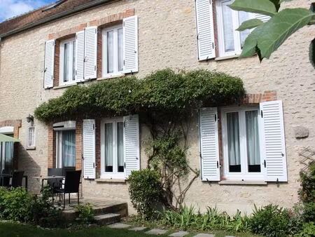 belle longère en pierre - charme  volumes et aucun travaux