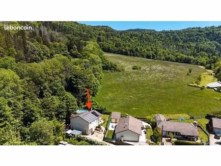 maison 7 pièces 110 m²